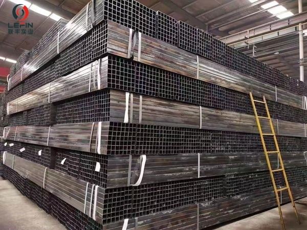 KUWAIT SQUARE METAL TUBE