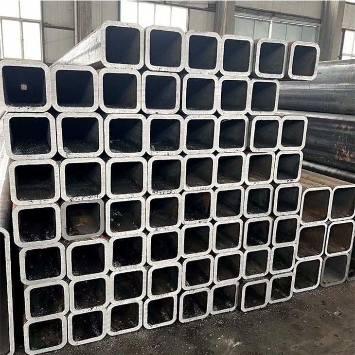 KUWAIT SQUARE METAL TUBE